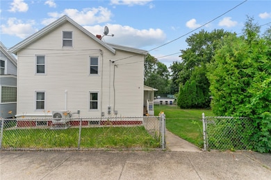 10 Foundry St, Central Falls, RI 02863 - photo 5