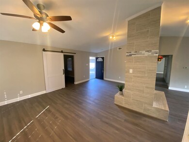 2006 W Northgate Dr, Irving, TX 75062 - photo 7