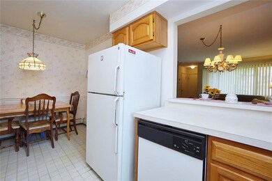 164 Corona Ave, Staten Island, NY 10306 - photo 7