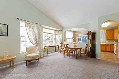 2933 Talaga Dr unit 1, Algonquin, IL 60102 - photo 2