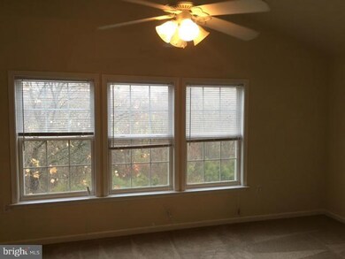 56 Litchfield Ln W, Martinsburg, WV 25405 - photo 7