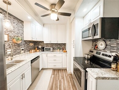 66 Village Ct, West Warwick, RI 02893 - photo 2