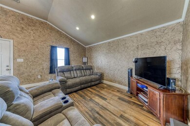 120 Teresa Ct, Granbury, TX 76049 - photo 6