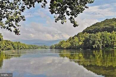 8204 S Page Valley Rd, Luray, VA 22835 - photo 3