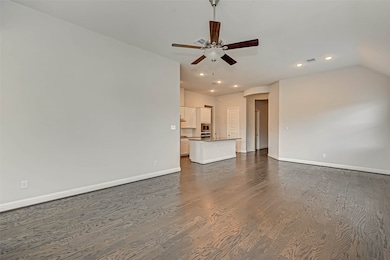 4994 Millican Dr, Pearland, TX 77584 - photo 5