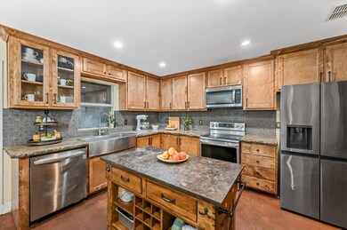 9205 Glen Falls Ln, Denton, TX 76210 - photo 3