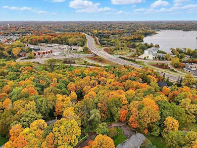 1426 Holdridge Cir, Wayzata, MN 55391 - photo 5