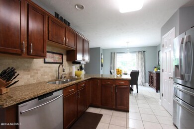 103 Daleview Eat in area