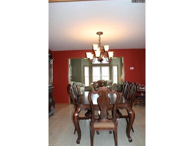 699 Rock Creek Dr, Aurora, OH 44202 - photo 4