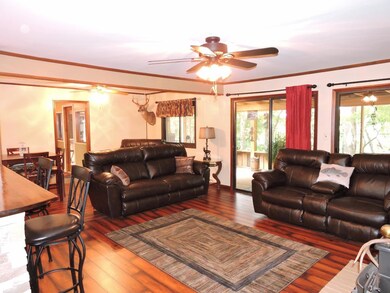 477 Lakeview Dr, Manchester, TN 37355 - photo 5