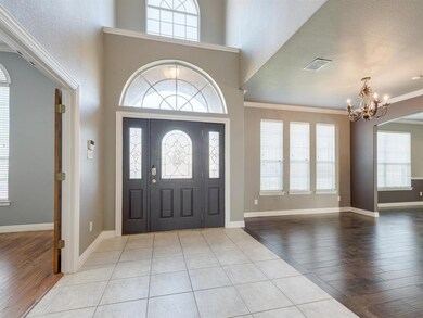 317 Fanning Dr, Hurst, TX 76053 - photo 5