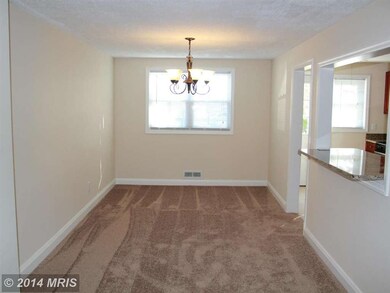7517 Hillsway Ave, Parkville, MD 21234 - photo 5