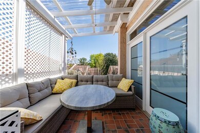 From indoor dining to dining al fesco - all are possible in your new home!