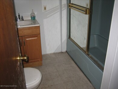 148 Sharpe St, Nanticoke, PA 18634 - photo 7