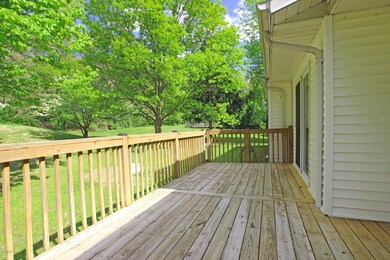 2180 Valley View Dr S, Saylorsburg, PA 18353 - photo 5