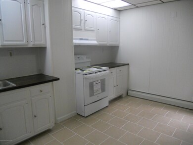 1212 Hampton St, Scranton, PA 18504 - photo 5