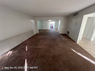 534 Tam o Shanter, Las Vegas, NV 89109 - photo 5