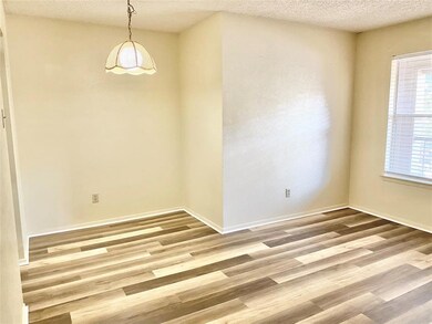 222 N Center St unit 207, Grand Prairie, TX 75050 - photo 6