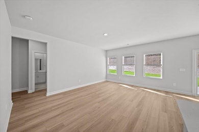 556 Cozy Bluff Rd, Spartanburg, SC 29301 - photo 6