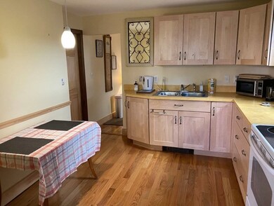 18 Antrim St unit 1, Cambridge, MA 02139 - photo 5