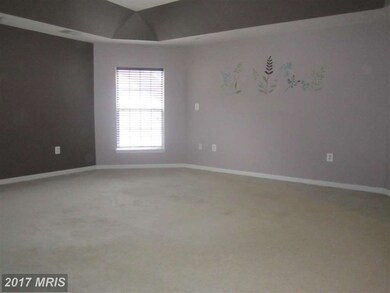 11406 Covered Bridge Ct, Glenn Dale, MD 20769 - photo 7