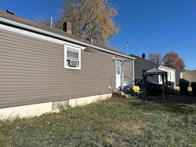 1805 E 20th St, Muncie, IN 47302 - photo 2