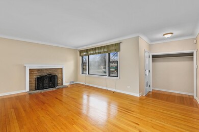 2104 Norfolk Ave, Westchester, IL 60154 - photo 3