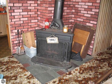 8961 Saint Aubin Dr, Hale, MI 48739 - photo 4