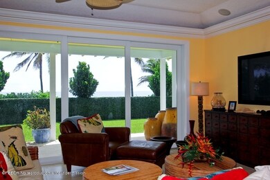 4 Living Room