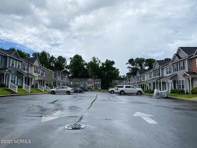27 Doris Ave E unit 603, Jacksonville, NC 28540 - photo 2