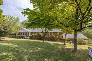 4842 Glenmar Circle-2