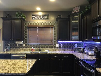 9542 W Harmony Ln, Peoria, AZ 85382 - photo 5