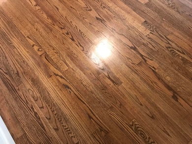 Floors in LR, DR, 2 BR