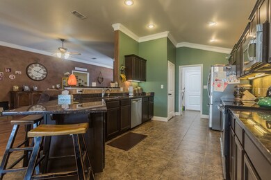 300 E 94th St, Odessa, TX 79765 - photo 7