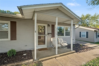 5778 Sharp Rd, Dayton, OH 45432 - photo 3