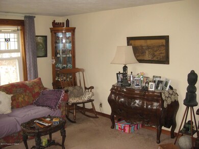 329 Dymond Hollow Rd, Falls, PA 18615 - photo 2