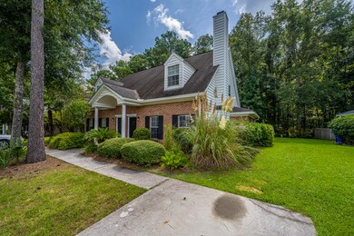 3380QueensgateWay03