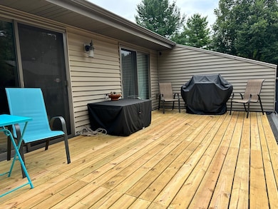 4371 Arden View Ct, New Brighton, MN 55112 - photo 4