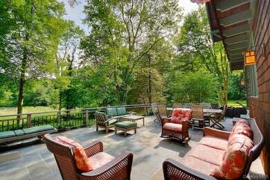 16 Old Post Rd, Mount Kisco, NY 10549 - photo 2