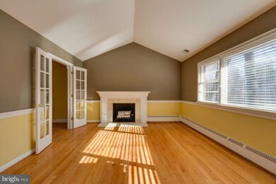 6722 Haycock Rd, Falls Church, VA 22043 - photo 4