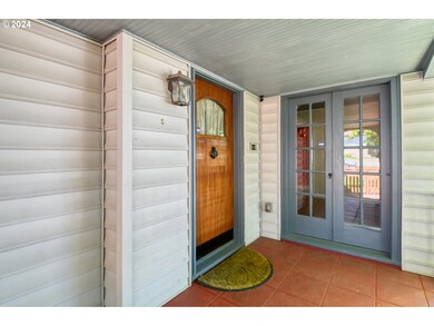 1018 NW Ellis Ave, Pendleton, OR 97801 - photo 5