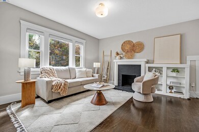 2230 Sacramento St, Berkeley, CA 94702 - photo 4