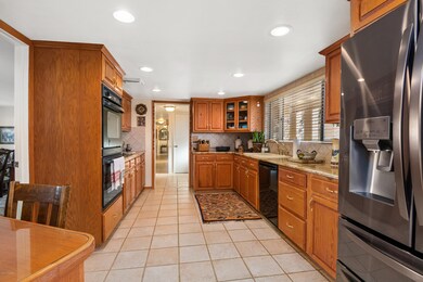Kitchen (2)-1