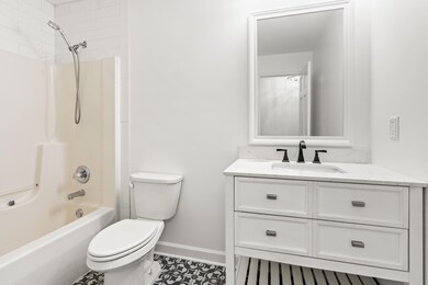 132 N Elgin St, Griffith, IN 46319 - photo 7