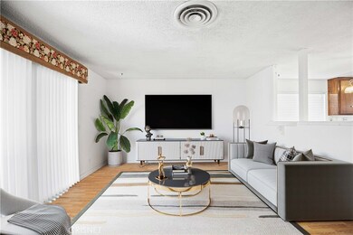 Living room - Digitally staged