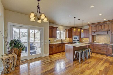 852 Augusta Dr, Oregon, WI 53575 - photo 5