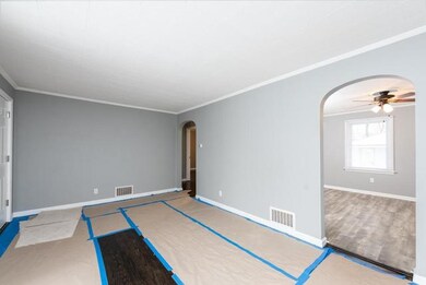 23 N Frolic Ave, Waukegan, IL 60085 - photo 2