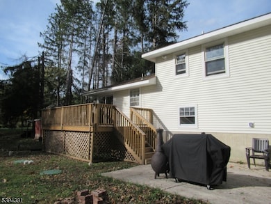 192 Bryans Rd, Hampton, NJ 08827 - photo 7