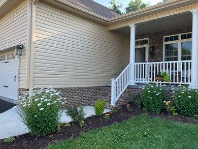 1203 Stocker St, Staunton, VA 24401 - photo 2