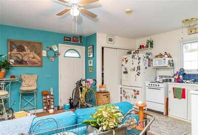 136 Islington Ave, Portsmouth, RI 02871 - photo 4